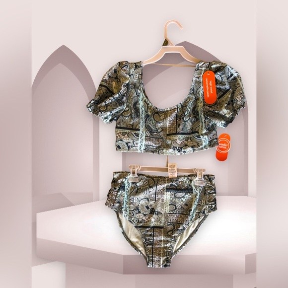 Wonder Nation Girls Patchwork Bikini Swim Set, 2-Piece, Sizes
14-18 - Picture 2 of 8